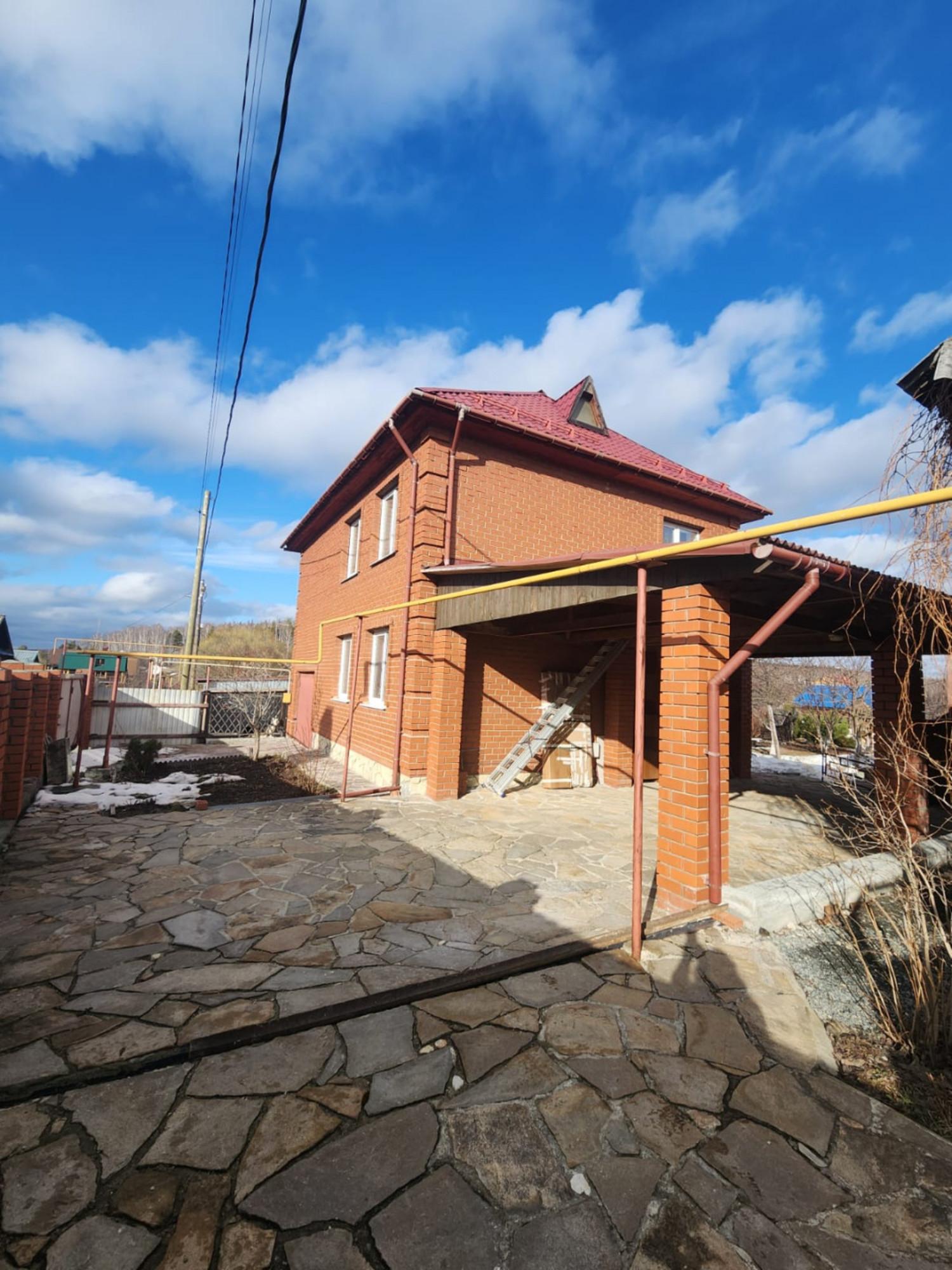 Купить дачу, дом, коттедж за 12 500 000 рублей на Дзержинского ул.