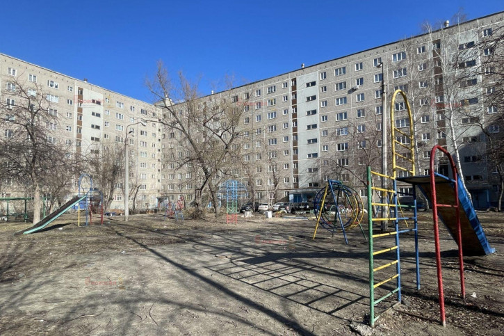 3-комн квартира Пехотинцев 12