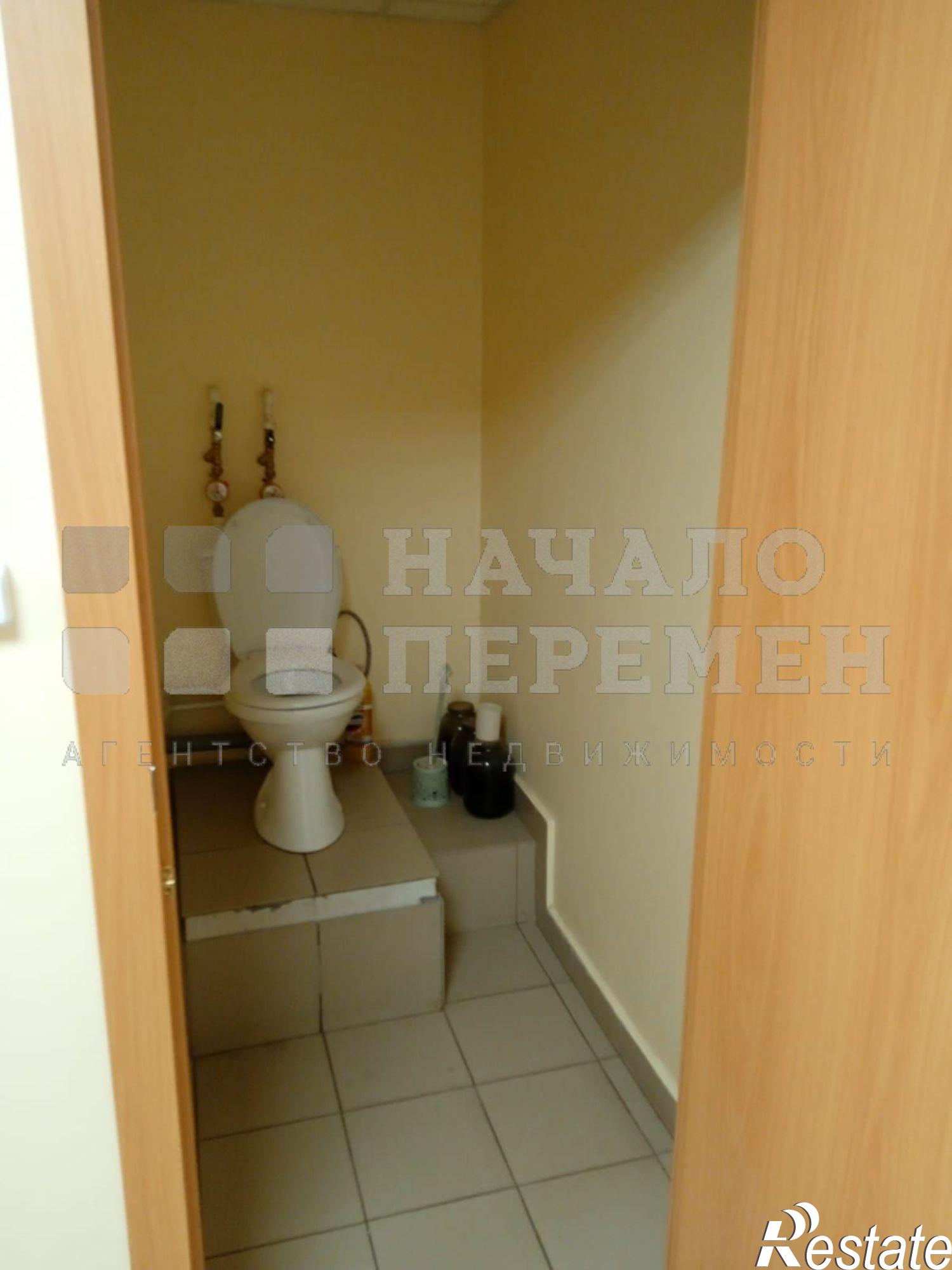 Сдать торговое помещение за 72 960 рублей на Виктора Шевелева ул, 24