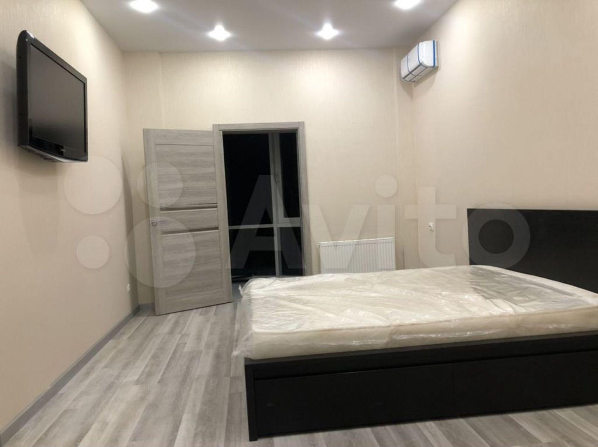 Сдать квартиру за 35 000 рублей на Спартака ул, 2