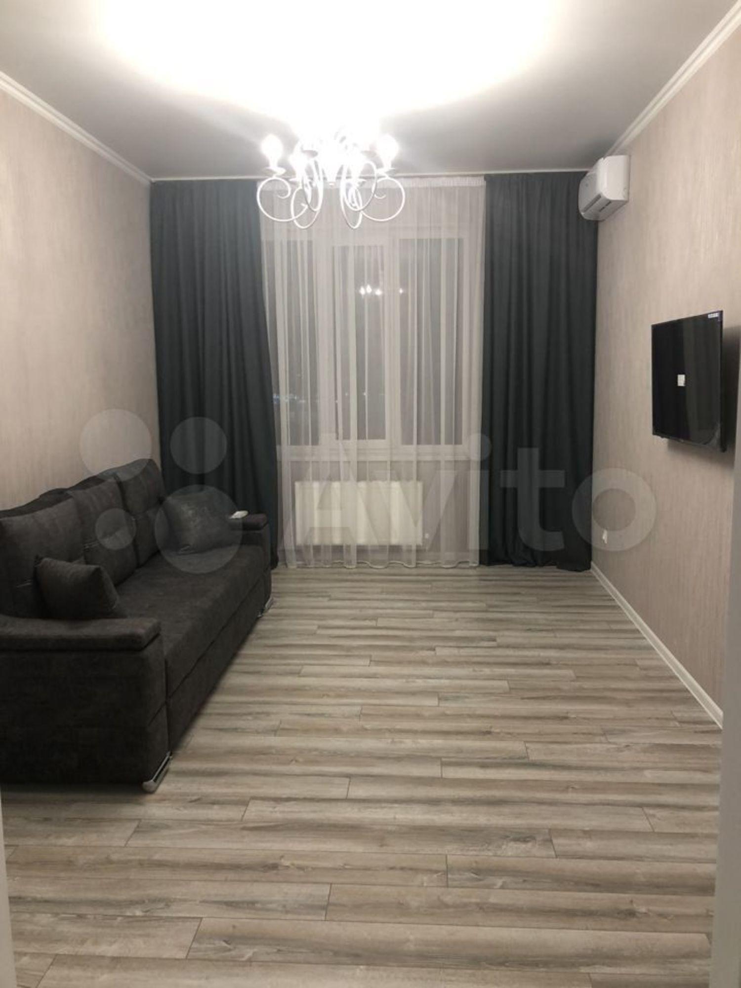 Сдать квартиру за 35 000 рублей на Спартака ул, 2