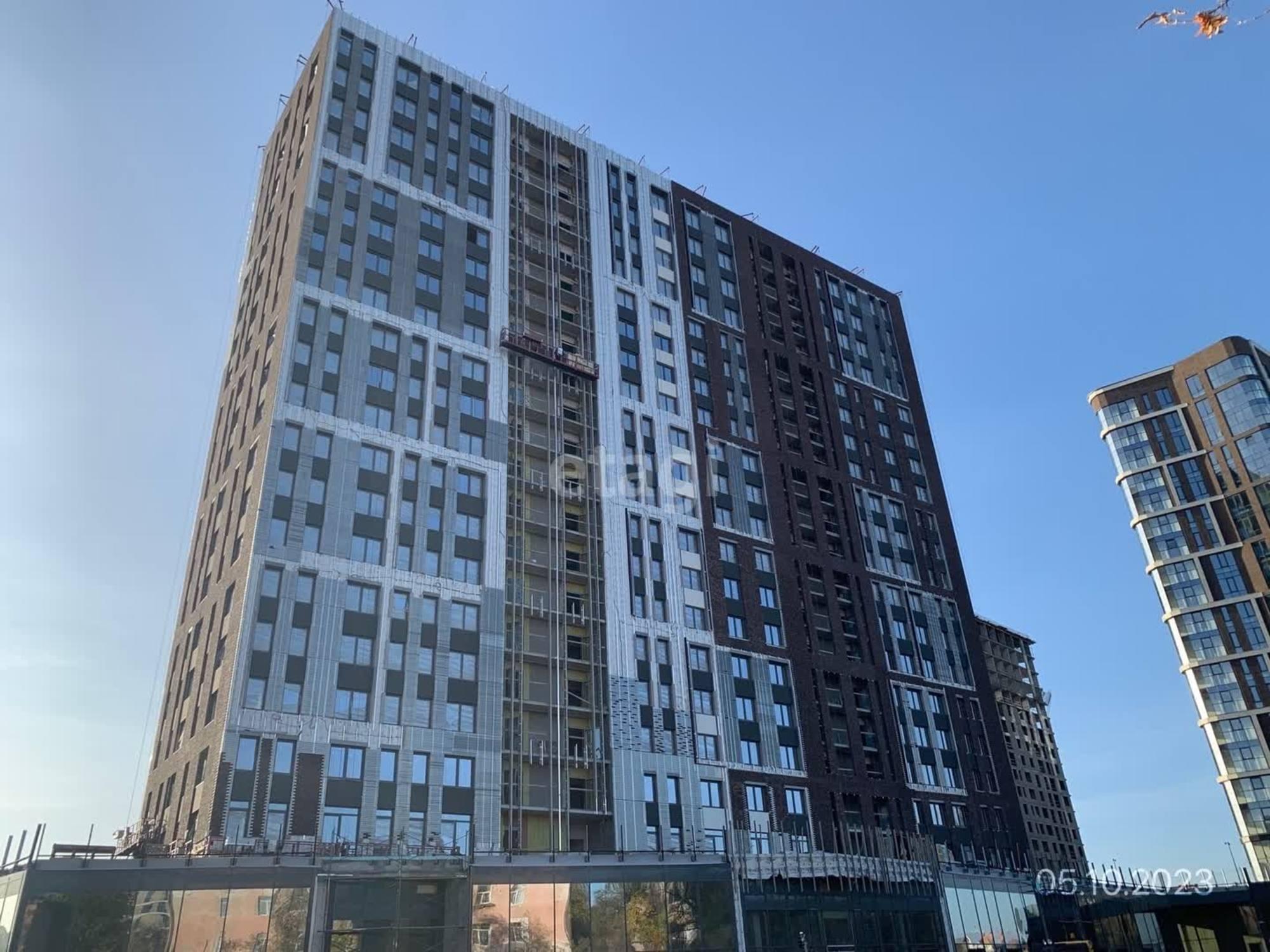 Купить квартиру за 15 000 000 рублей на Николая Машарова, 4