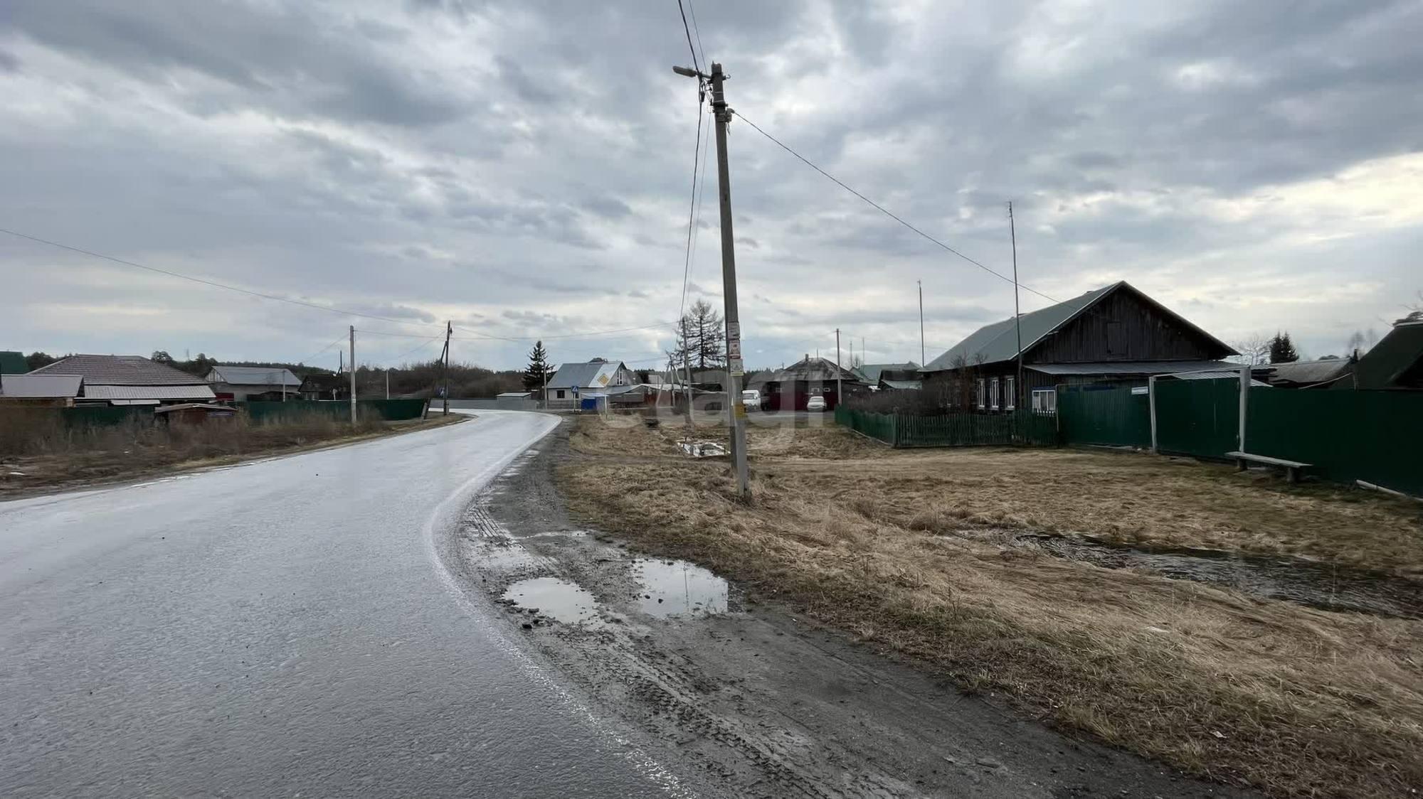 Купить дачу, дом, коттедж за 2 300 000 рублей на Трактовая, 2/1