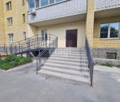 офис 36 кв м, этаж 1/9 Избышева 6