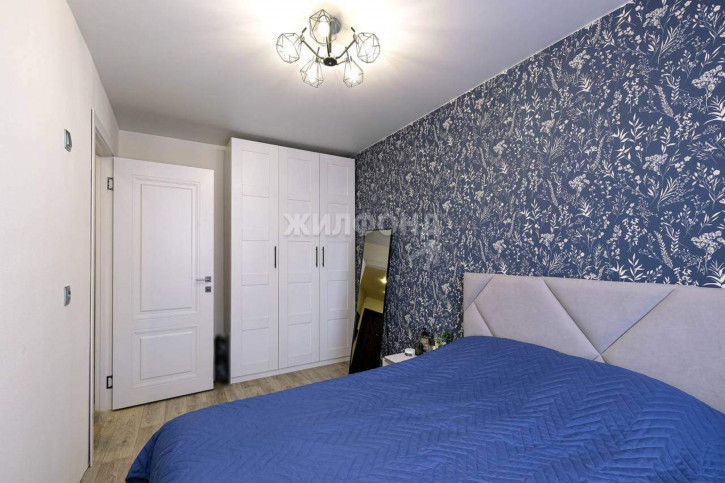 3-комн квартира Титова улица, д.39