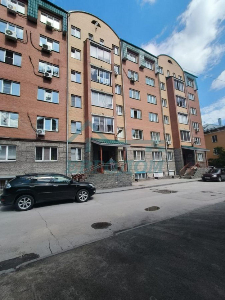 3-комн квартира ул. Тимирязева,60