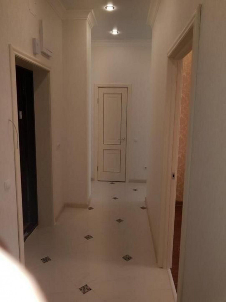 2-комн квартира Спартака ул, 2