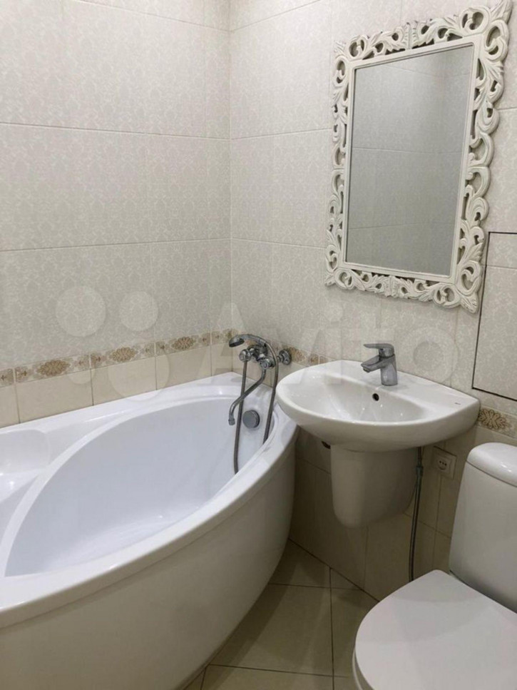 2-комн квартира Ленина ул, 380