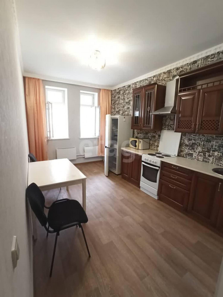 1-комн квартира Газовиков, 43