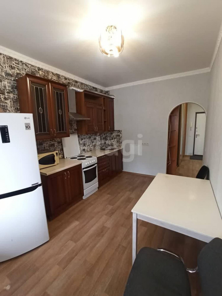 1-комн квартира Газовиков, 43