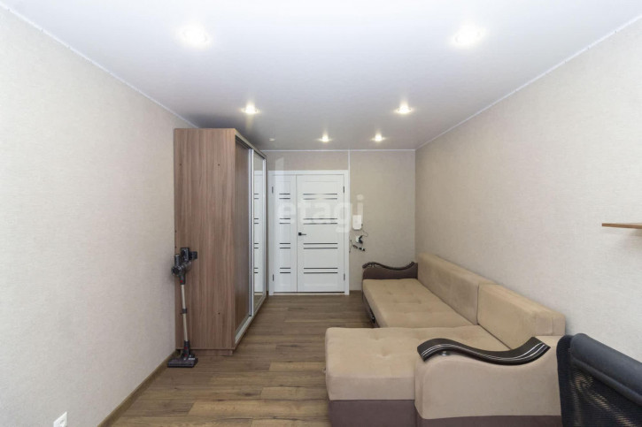 3-комн квартира Червишевский тракт, 94