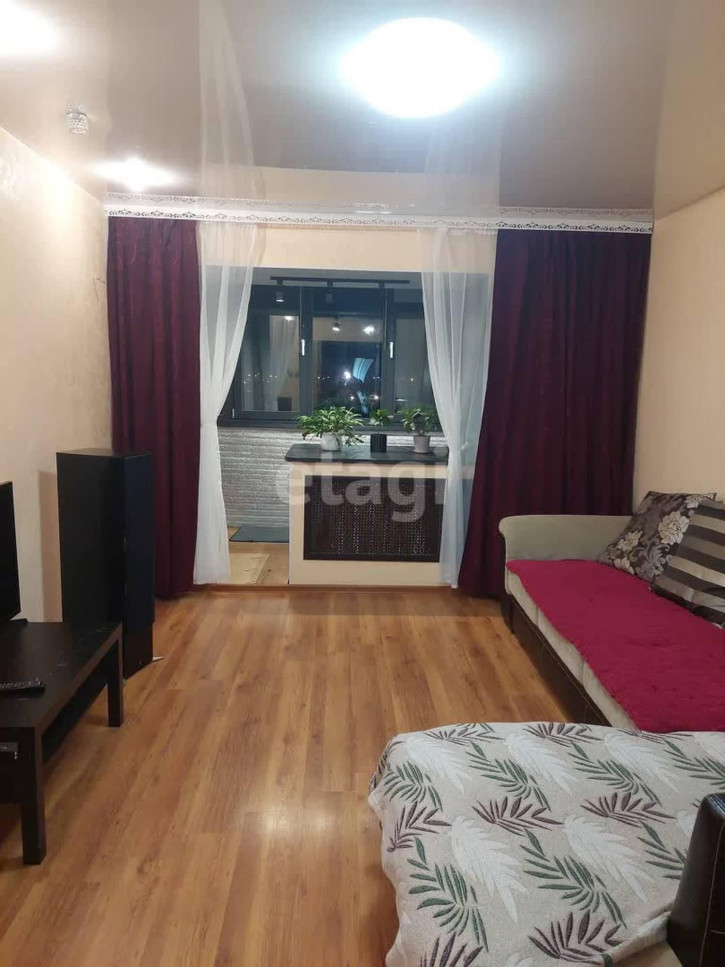 3-комн квартира Шишкова, 82а
