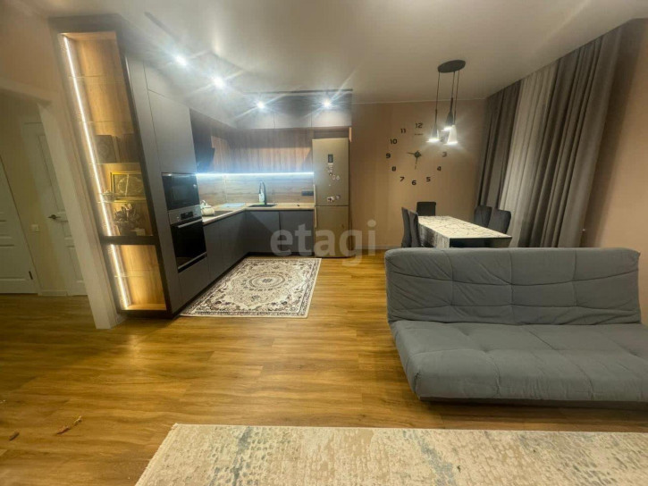 3-комн квартира Республики, 204 стр 4