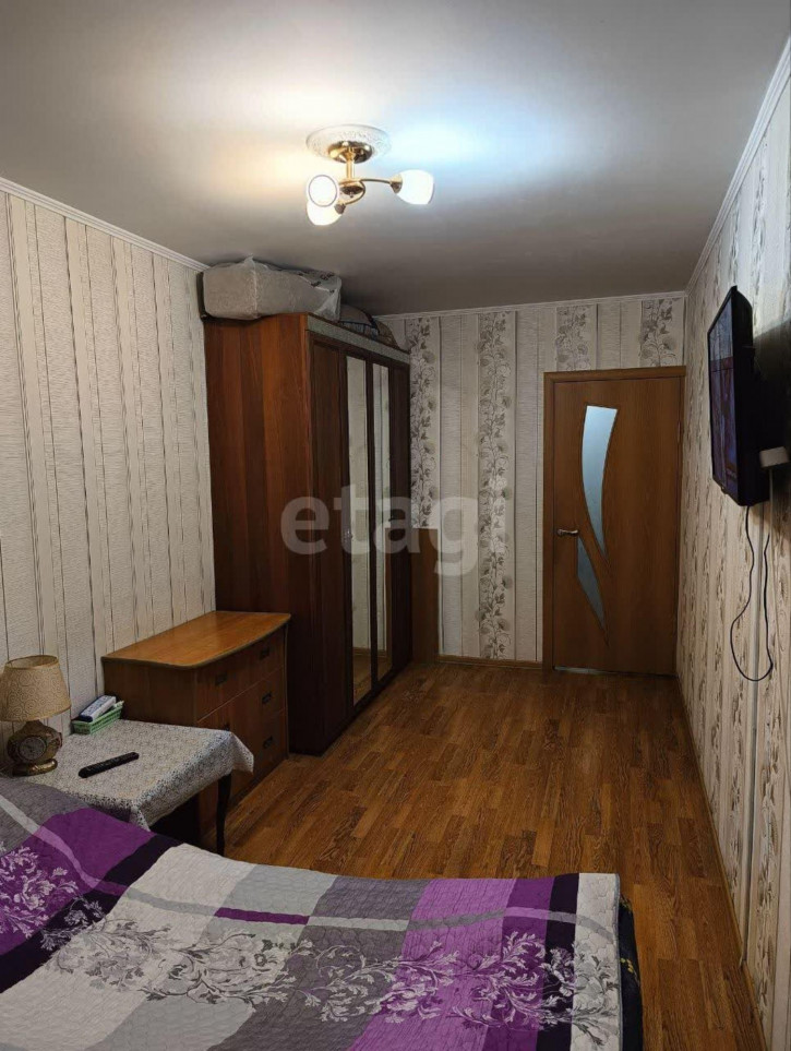 2-комн квартира Ветеранов труда, 3