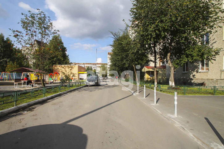 3-комн квартира Широтная, 41