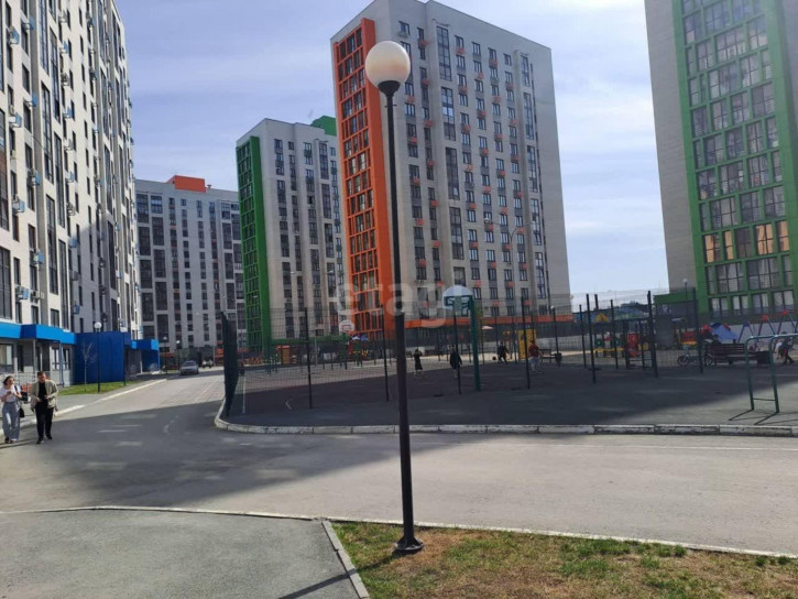 2-комн квартира Полевая, 105