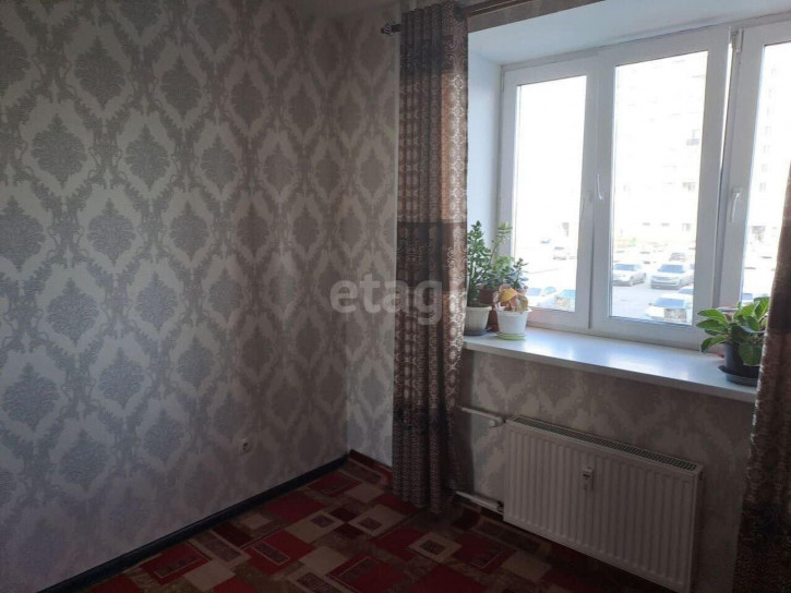 2-комн квартира Полевая, 105
