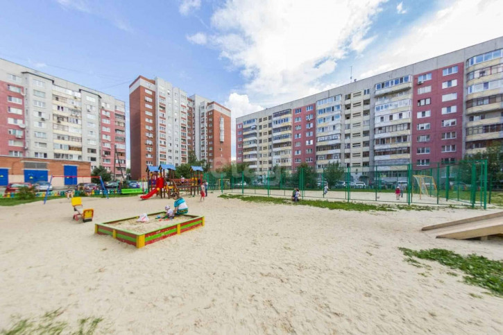 1-комн квартира Широтная, 104/3