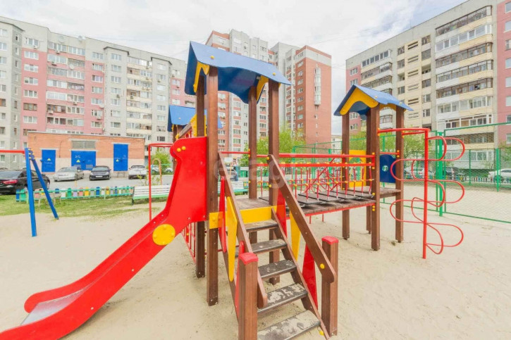 1-комн квартира Широтная, 104/3