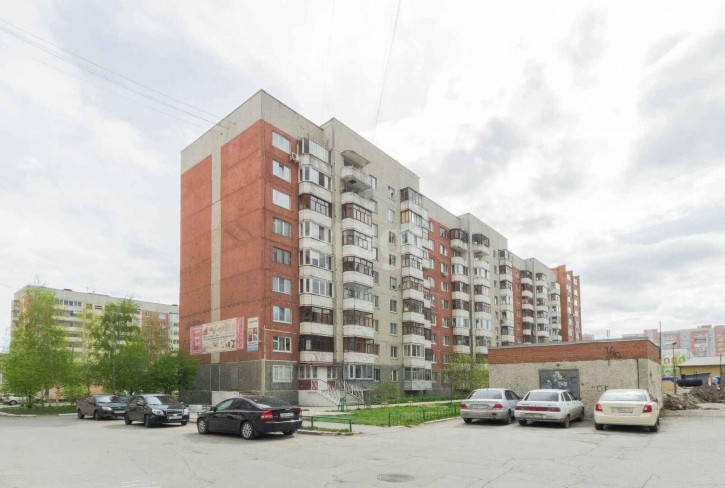 1-комн квартира Широтная, 104/3