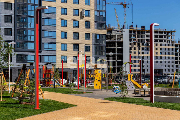 2-комн квартира Газовиков, 73