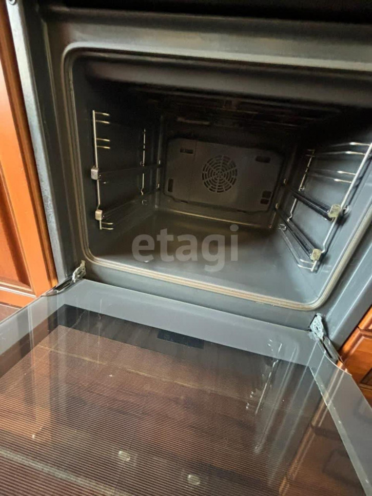 4-комн квартира Майский пр., 5