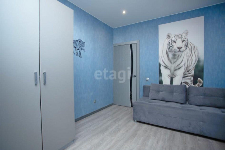 3-комн квартира Дружбы, 73