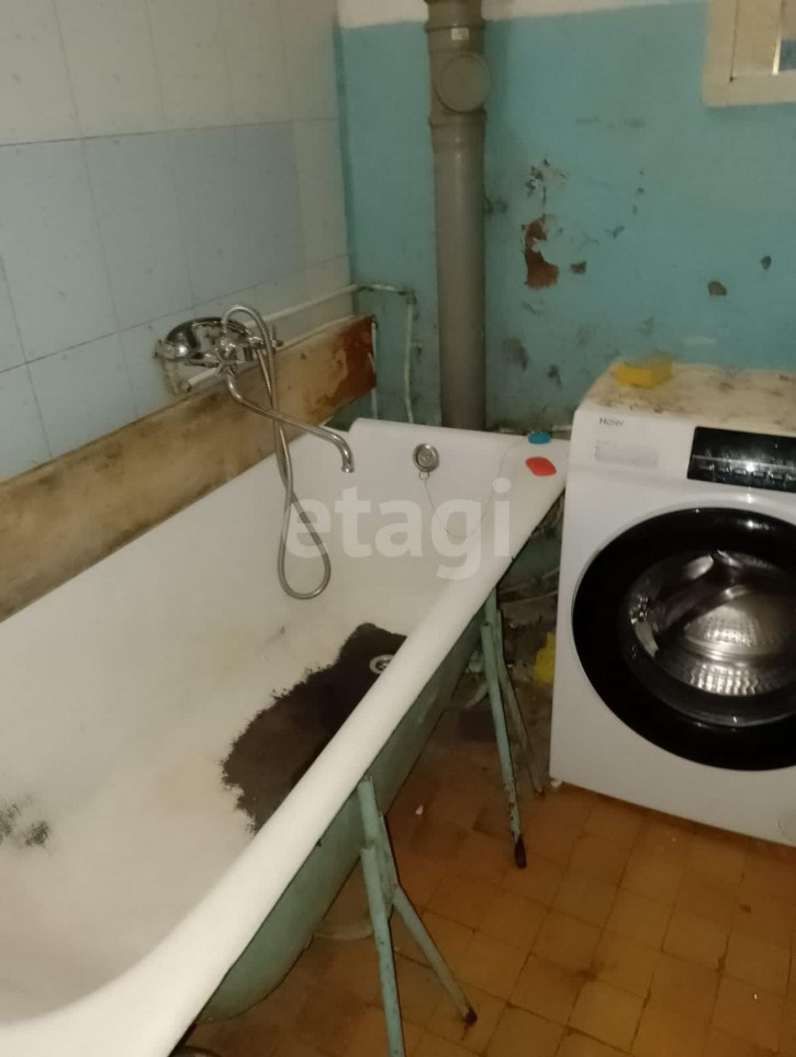 Комната Чайковского, 27