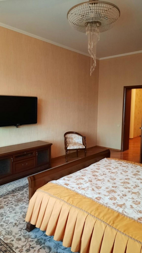 Продажа 2-комн квартиры Краснозвездная ул, 19к1