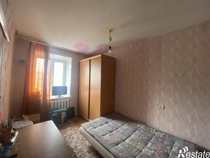 3-комн квартира Россия,  г. Амурск, р-н Южный, ул. Амурская, д. 4, корп. А