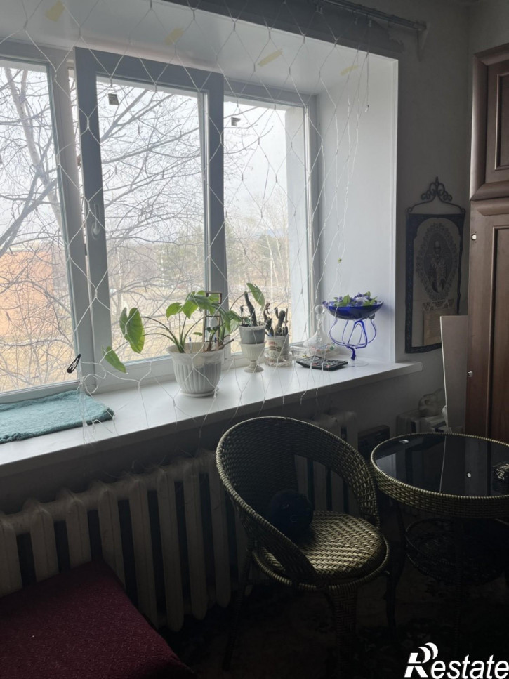 3-комн квартира Россия,  г. Комсомольск-на-Амуре, ул. Дзержинского, д. 38, корп. 2