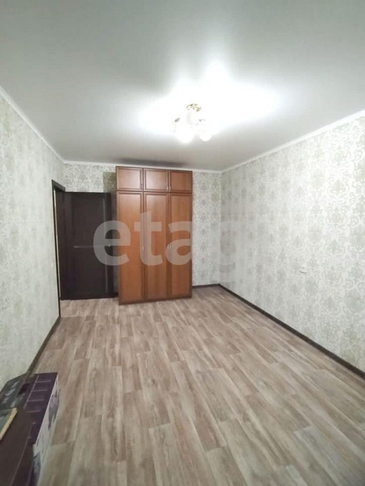 2-комн квартира улица Романа Брянского