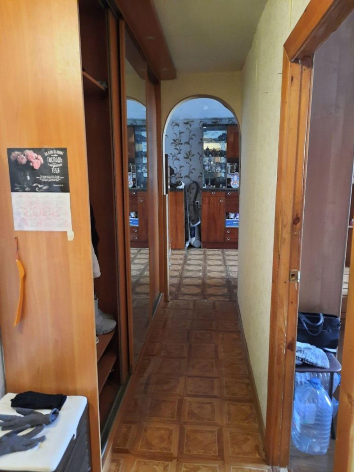 3-комн квартира Подворная ул, 1