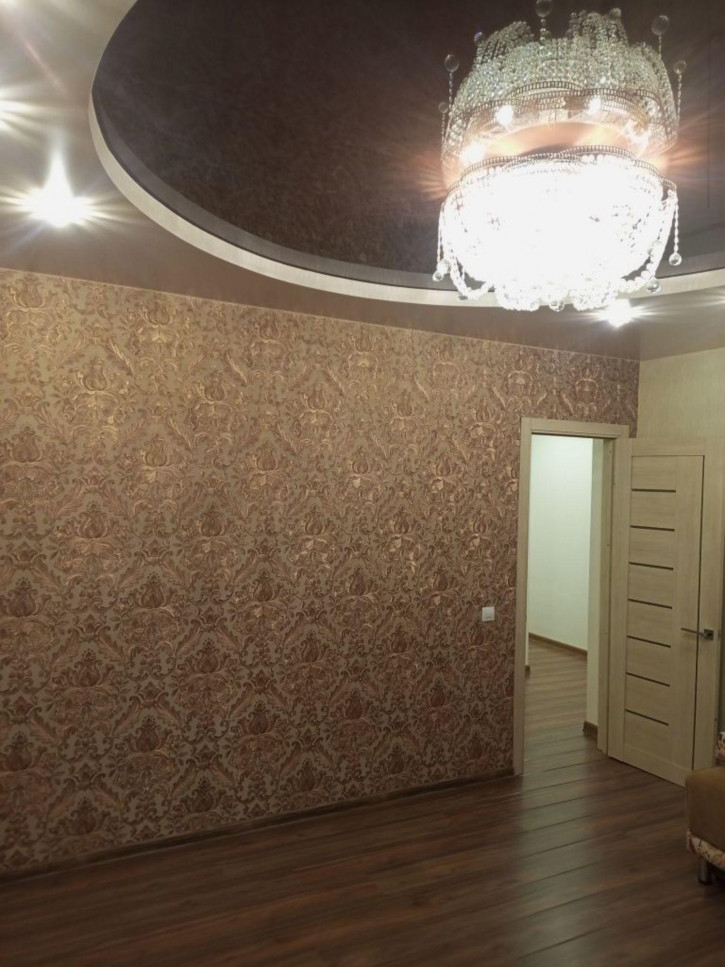3-комн квартира Бекетова ул, 4