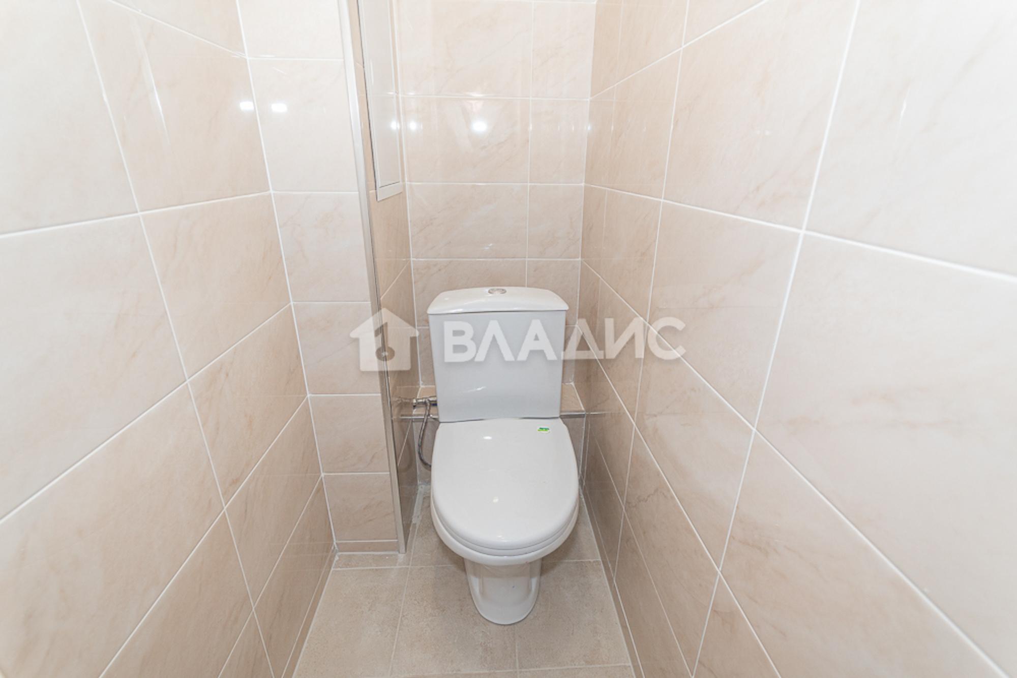Купить квартиру за 5 700 000 рублей на улица Соколова-Соколёнка