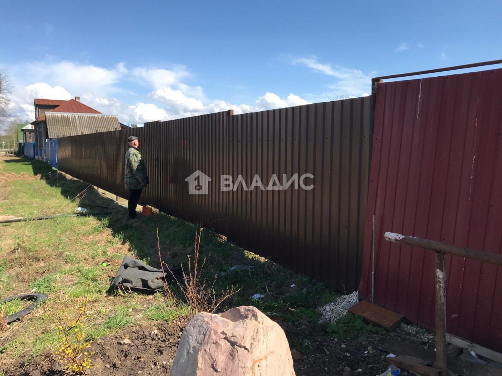 Купить землю, земельный участок за 1 300 000 рублей