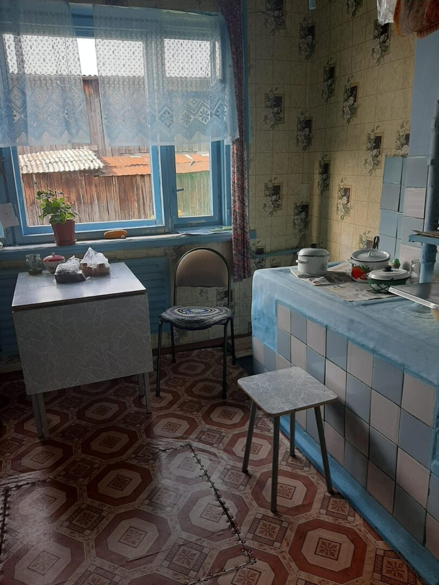 Купить дачу, дом, коттедж за 650 000 рублей на Таборинский р-н,  деревня Оверино