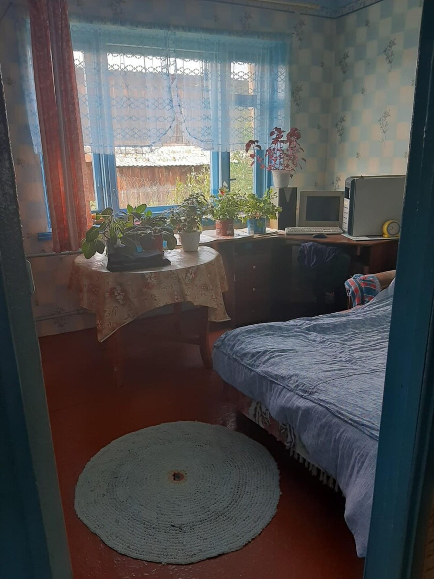 Купить дачу, дом, коттедж за 650 000 рублей на Таборинский р-н,  деревня Оверино