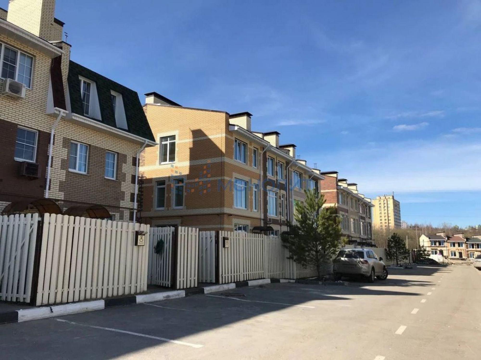 Купить дачу, дом, коттедж за 12 550 000 рублей на Европейская ул, 31/2