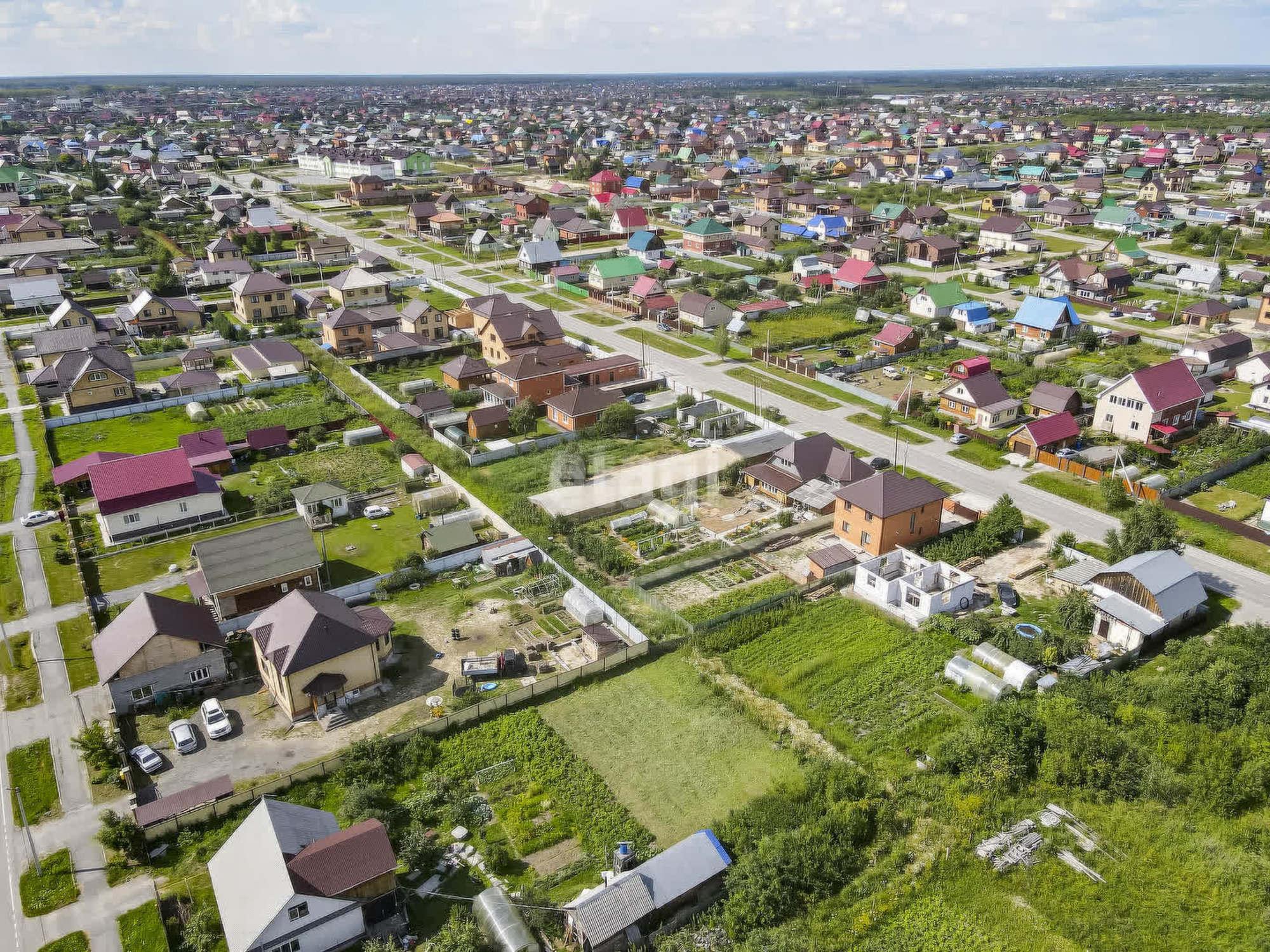 Купить землю, земельный участок за 4 800 000 рублей на 1-ая Школьная,