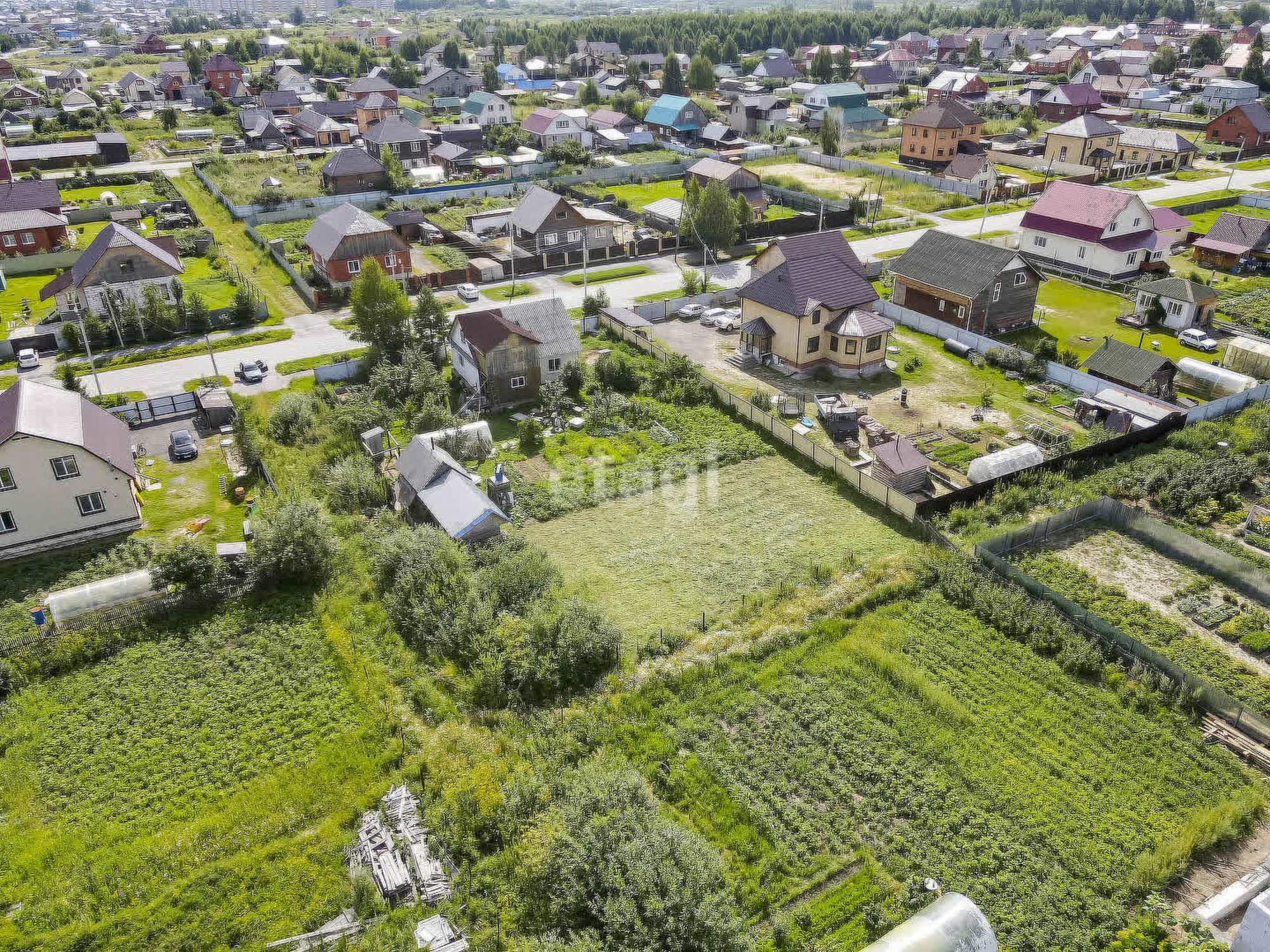 Купить землю, земельный участок за 4 800 000 рублей на 1-ая Школьная,