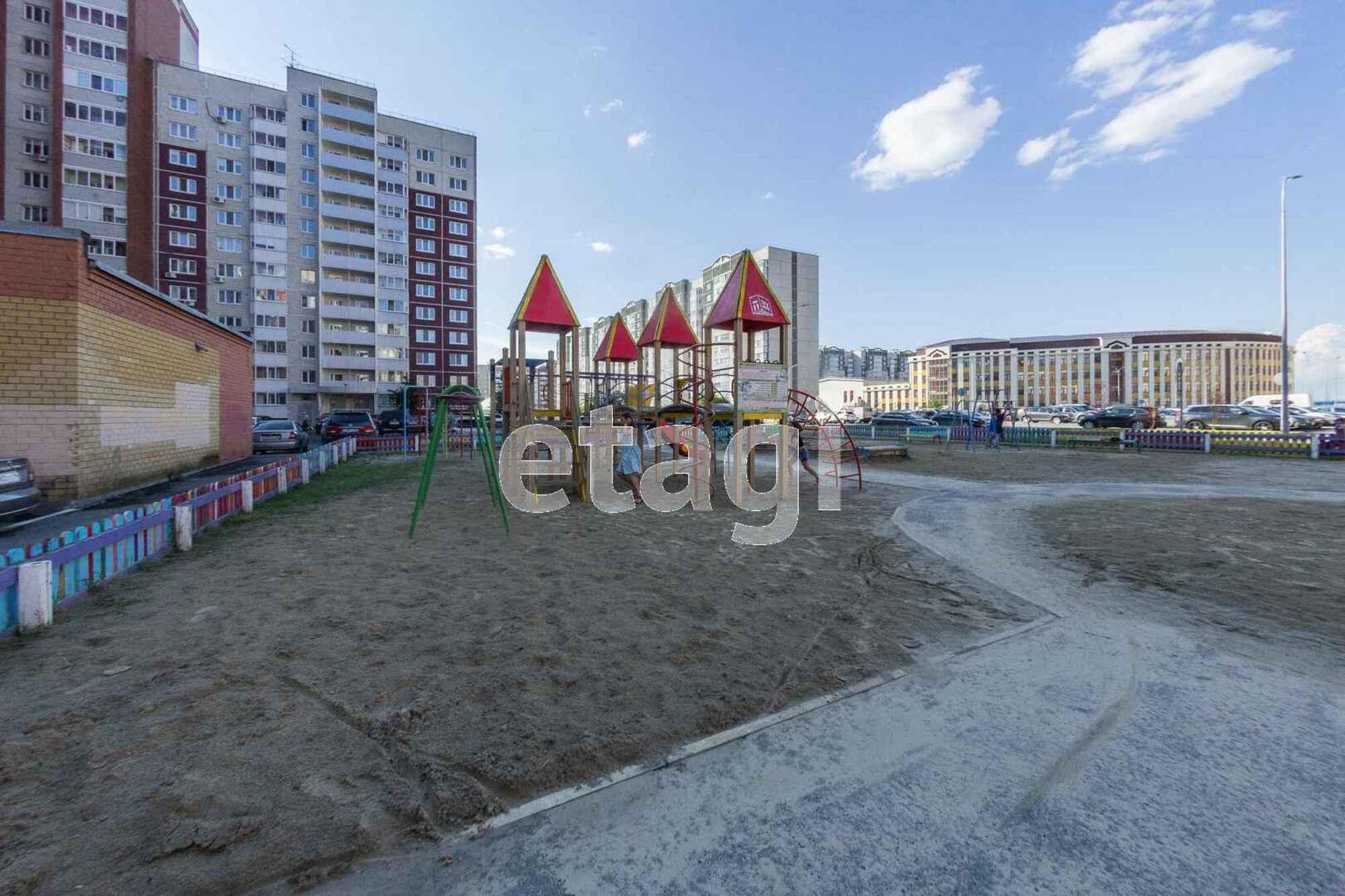 Купить квартиру за 4 500 000 рублей на Широтная, 185