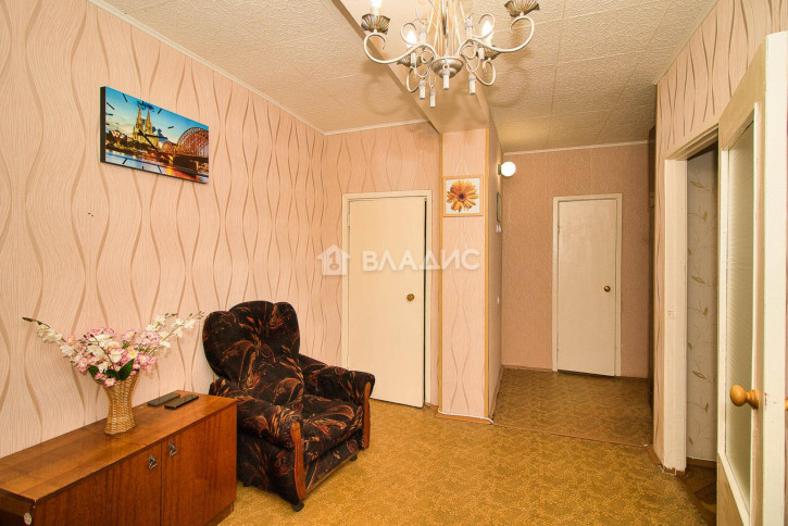 2-комн квартира улица Кирова