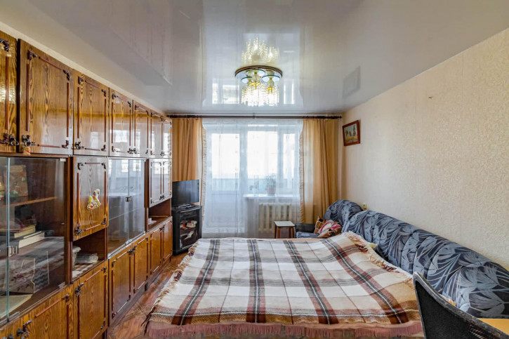 3-комн квартира улица Маршала Конева, 18
