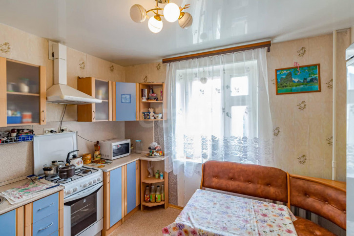 3-комн квартира улица Маршала Конева, 18