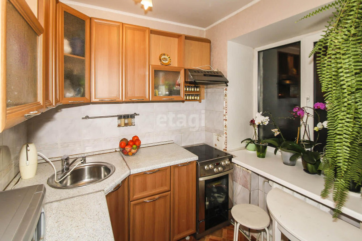2-комн квартира Луначарского, 51