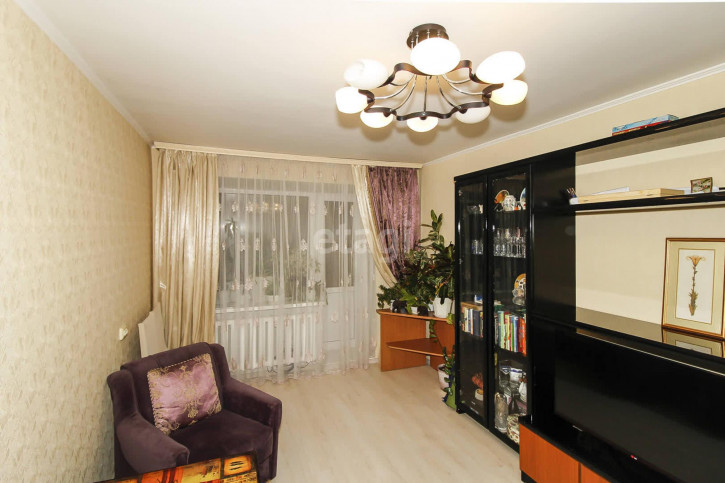 2-комн квартира Луначарского, 51