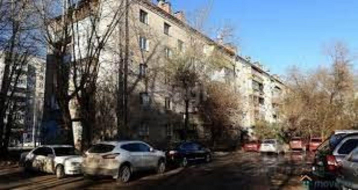 3-комн квартира Холодильная, 55