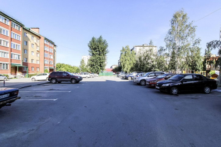 2-комн квартира Жуковского, 82