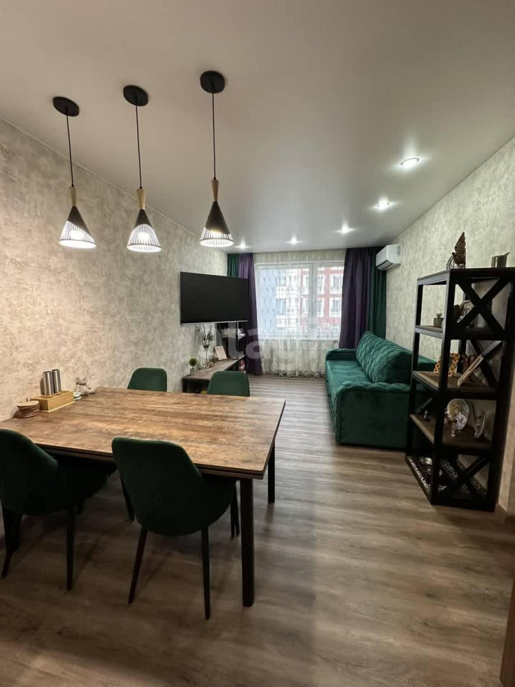 2-комн квартира Стройотрядовская, 8